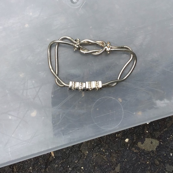 LOFT Magnetic necklace & bracelets set OS - Picture 6 of 12